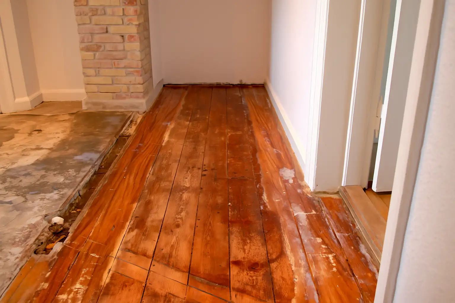 The Hidden Costs of Cheap Flooring You Should Know About 2 damage-floors